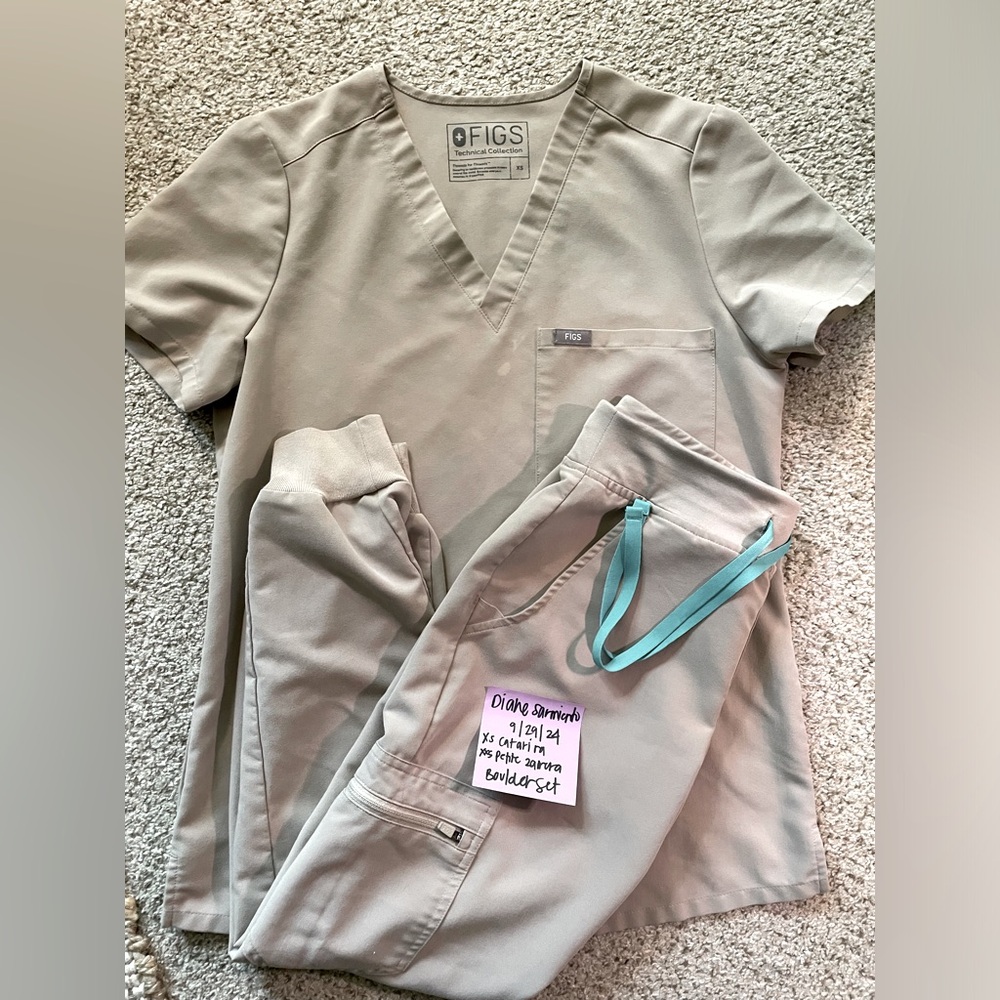 Figs scrub set Boulder xs Catarina top xxs/p Zamora joggers